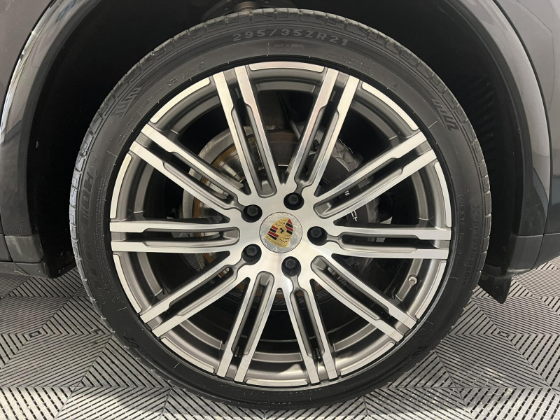 Photo 16 de l'offre de PORSCHE CAYENNE 3.0D V6 262 ch Tiptronic A à 35990€ chez VL Auto
