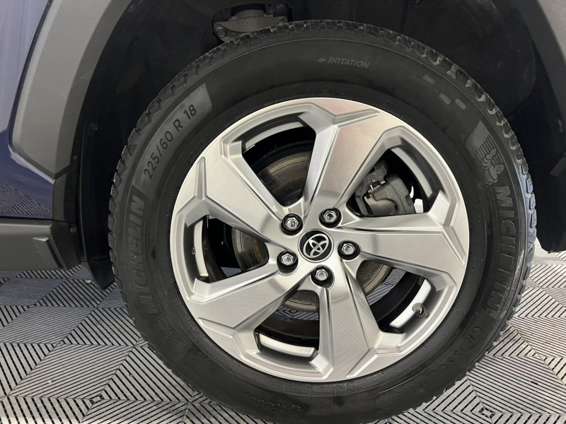 Photo 18 de l'offre de TOYOTA RAV 4 Hybride 218 ch 2WD Lounge à 26990€ chez VL Auto