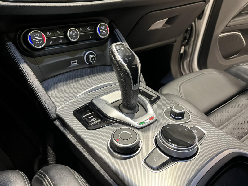 Photo 13 de l'offre de ALFA ROMEO STELVIO  2.2 210 ch Q4 AT8 Veloce à 29990€ chez VL Auto