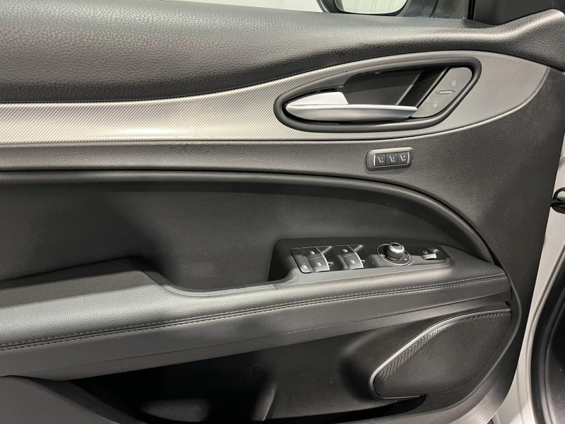 Photo 24 de l'offre de ALFA ROMEO STELVIO  2.2 210 ch Q4 AT8 Veloce à 29990€ chez VL Auto