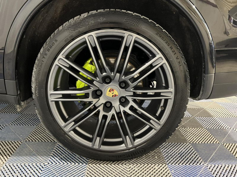 Photo 22 de l'offre de PORSCHE CAYENNE 3.0 V6 416 ch S E-Hybrid Tiptronic BVA à 36490€ chez VL Auto