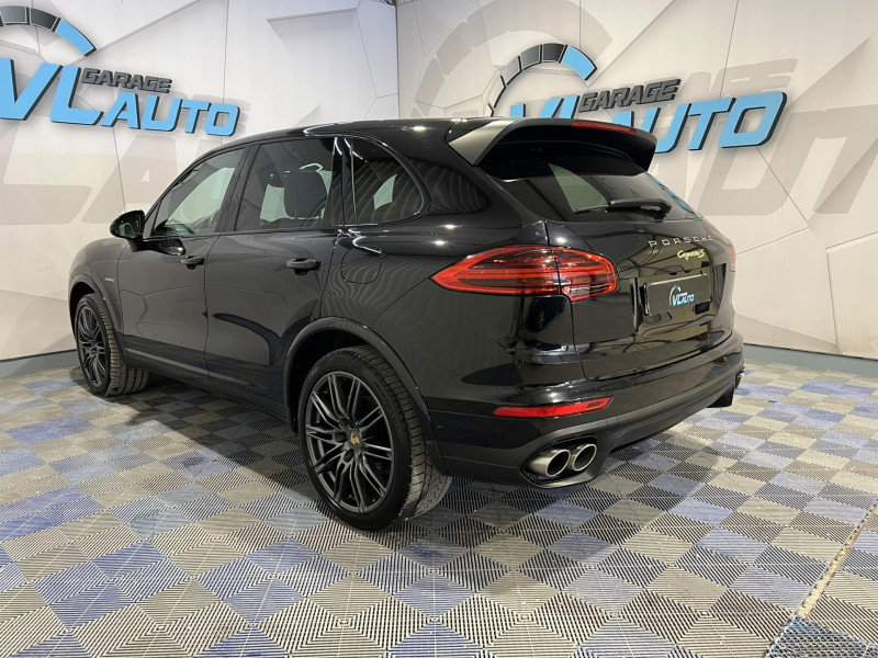 Photo 3 de l'offre de PORSCHE CAYENNE 3.0 V6 416 ch S E-Hybrid Tiptronic BVA à 36490€ chez VL Auto