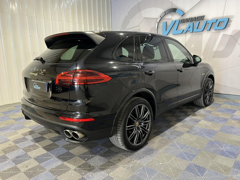 Photo 5 de l'offre de PORSCHE CAYENNE 3.0 V6 416 ch S E-Hybrid Tiptronic BVA à 36490€ chez VL Auto