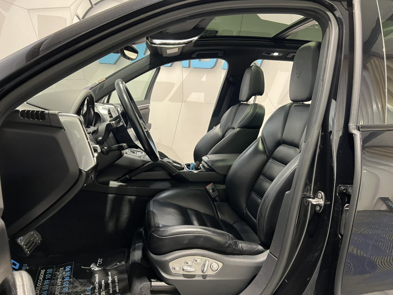 Photo 6 de l'offre de PORSCHE CAYENNE 3.0 V6 416 ch S E-Hybrid Tiptronic BVA à 36490€ chez VL Auto