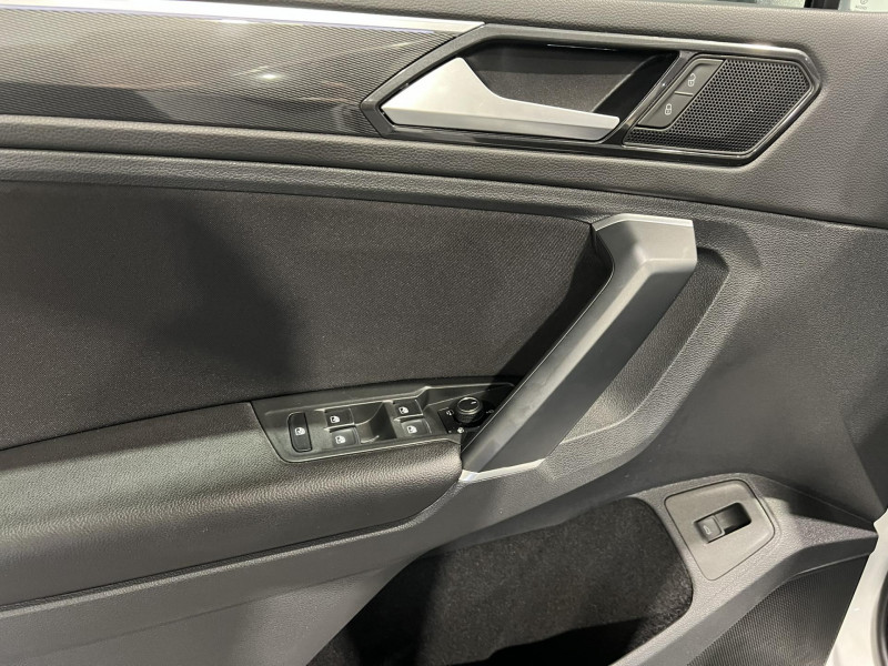Photo 24 de l'offre de VOLKSWAGEN TIGUAN  2.0 TDI 150 DSG7 4Motion Carat à 21490€ chez VL Auto