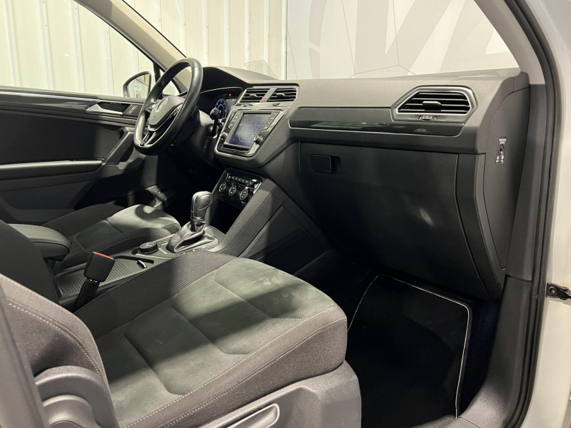 Photo 8 de l'offre de VOLKSWAGEN TIGUAN  2.0 TDI 150 DSG7 4Motion Carat à 21490€ chez VL Auto