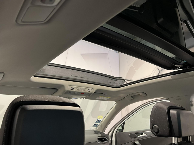 Photo 15 de l'offre de VOLKSWAGEN TIGUAN  2.0 TDI 150 DSG7 4Motion Carat à 21490€ chez VL Auto