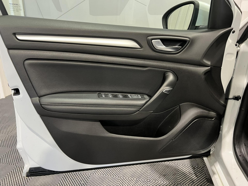 Photo 21 de l'offre de RENAULT MEGANE Blue dCi 115 - 20 Intens à 16490€ chez VL Auto