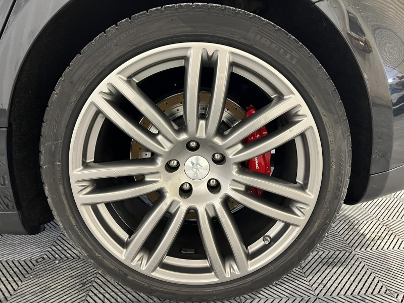 Photo 18 de l'offre de MASERATI GHIBLI 3.0 V6 275 D BVA à 26490€ chez VL Auto