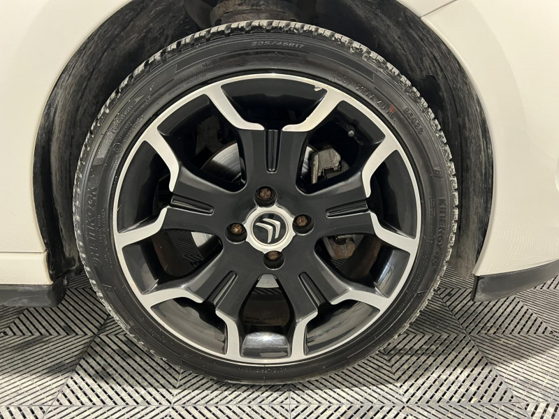 Photo 15 de l'offre de CITROEN DS3  THP 155 Sport Chic à 7490€ chez VL Auto