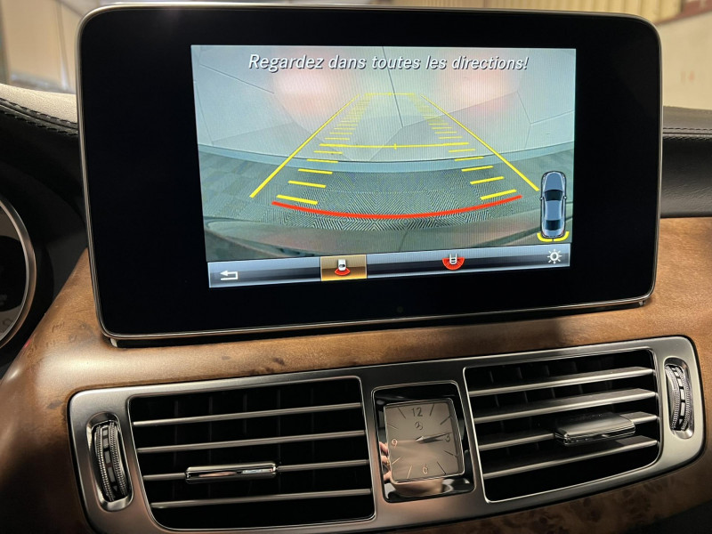 Photo 28 de l'offre de MERCEDES-BENZ CLASSE CLS 500 4Matic Fascination A à 30990€ chez VL Auto