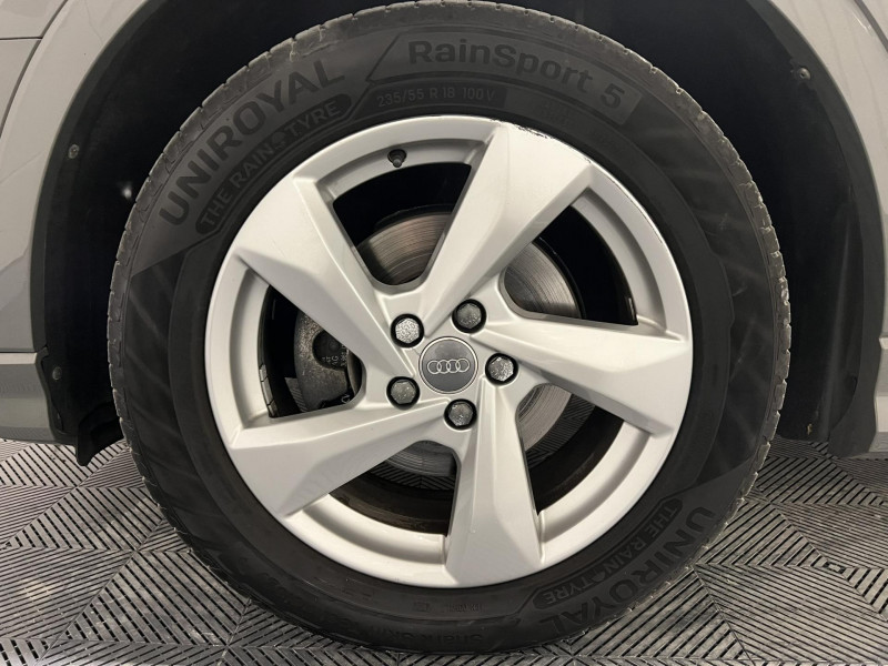 Photo 19 de l'offre de AUDI Q3  35 TDI 150 ch S tronic 7 Design Luxe à 27990€ chez VL Auto