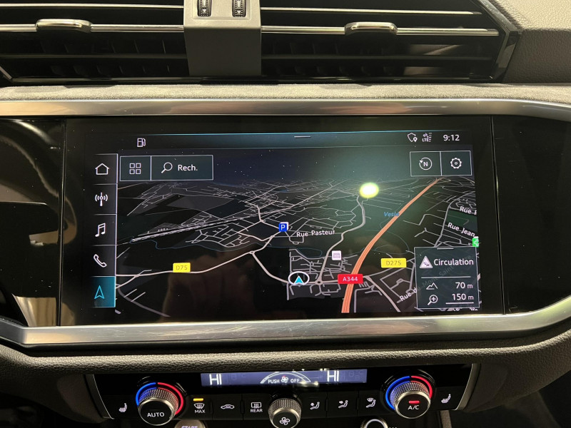 Photo 22 de l'offre de AUDI Q3  35 TDI 150 ch S tronic 7 Design Luxe à 27990€ chez VL Auto