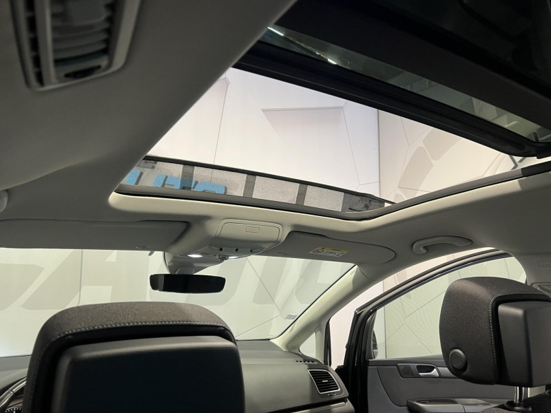 Photo 15 de l'offre de VOLKSWAGEN SHARAN 2.0 TDI 150 BlueMotion Technology DSG6 IQ.Drive 7 PLACES à 24990€ chez VL Auto