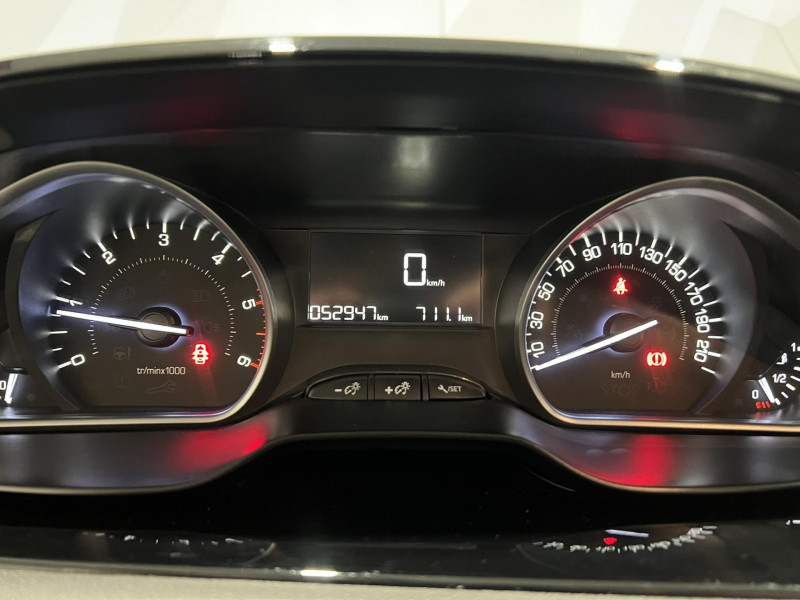 Photo 11 de l'offre de PEUGEOT 208  BlueHDi 100ch BVM6 Active à 11490€ chez VL Auto