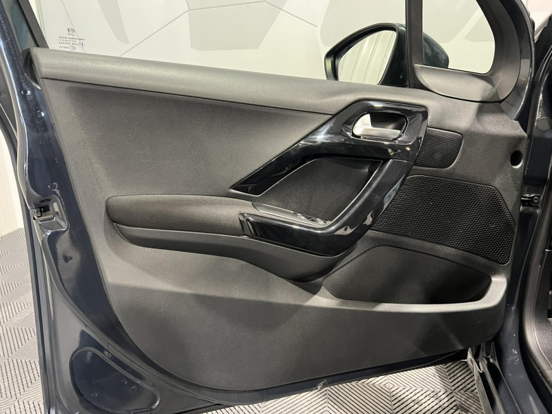 Photo 19 de l'offre de PEUGEOT 208  BlueHDi 100ch BVM6 Active à 11490€ chez VL Auto