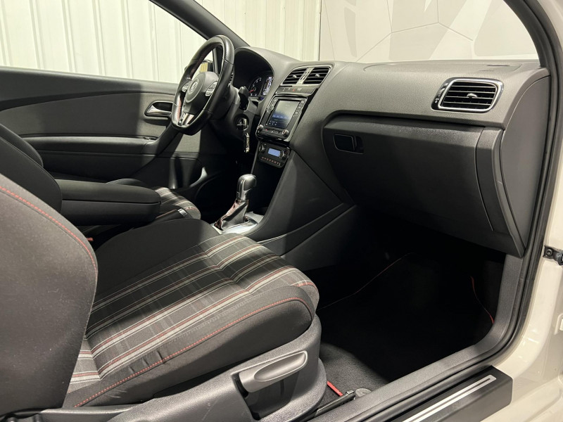 Photo 8 de l'offre de VOLKSWAGEN POLO 1.4 TSI 180 GTI DSG7 à 13490€ chez VL Auto
