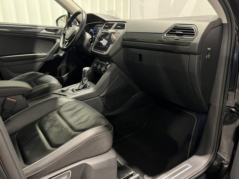 Photo 8 de l'offre de VOLKSWAGEN Tiguan Allspace 2.0 Bi-TDI 240 DSG7 4Motion First Edition 7 Places à 29990€ chez VL Auto