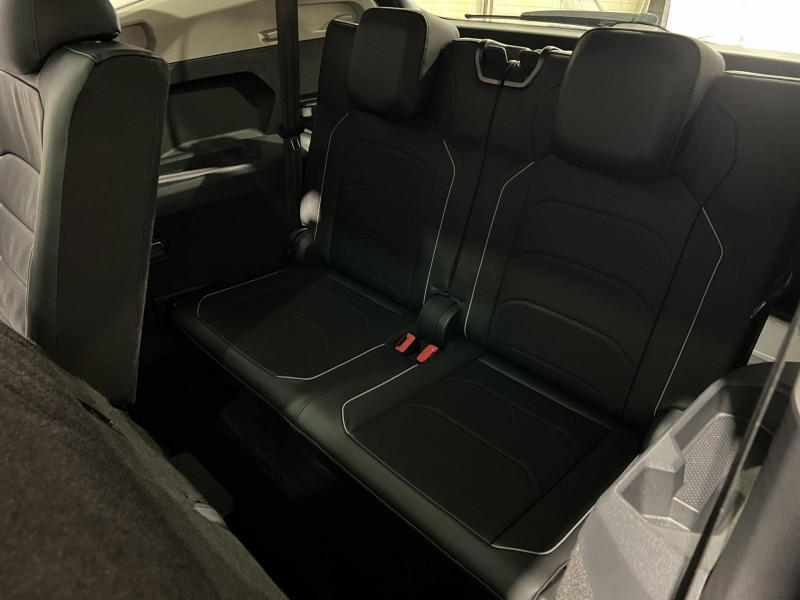 Photo 20 de l'offre de VOLKSWAGEN Tiguan Allspace 2.0 Bi-TDI 240 DSG7 4Motion First Edition 7 Places à 29990€ chez VL Auto