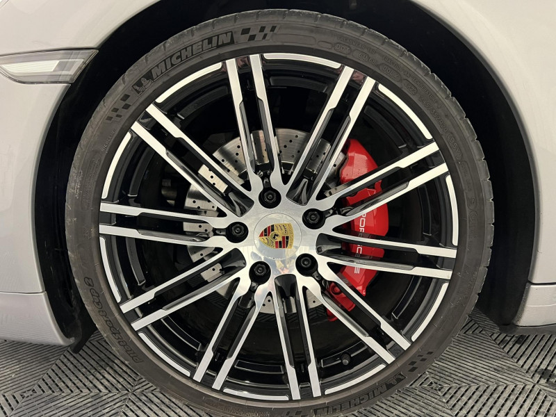 Photo 19 de l'offre de PORSCHE 911 Targa 4S 3.8i 400 PDK à 114990€ chez VL Auto