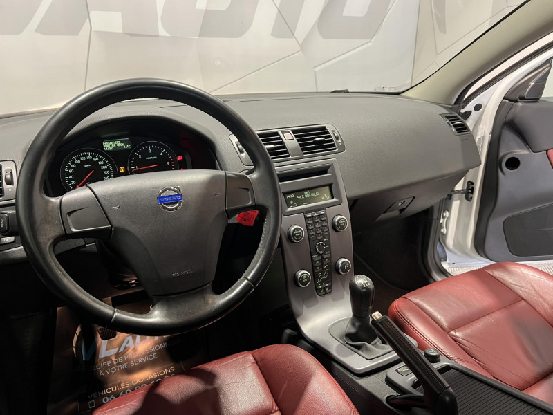 Photo 14 de l'offre de VOLVO C30  1.6D DRIVe Start&Stop 110 ch Kinetic à 9990€ chez VL Auto