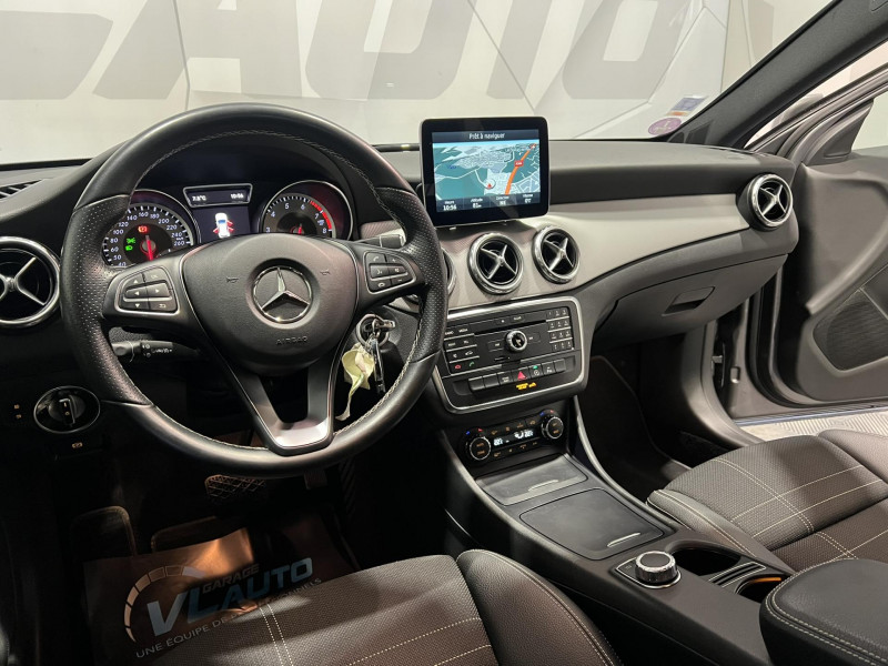 Photo 14 de l'offre de MERCEDES-BENZ GLA  250 Sensation 7-G DCT A à 18490€ chez VL Auto
