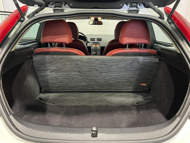 Photo 10 de l'offre de VOLVO C30  1.6D DRIVe Start&Stop 110 ch Kinetic à 9990€ chez VL Auto