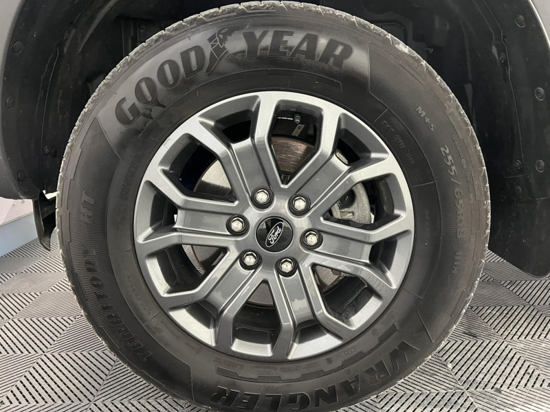 Photo 18 de l'offre de FORD RANGER DOUBLE CABINE 3.0 ECOBLUE V6 240 CH BVA10 e-4WD WILDTRAK à 53990€ chez VL Auto