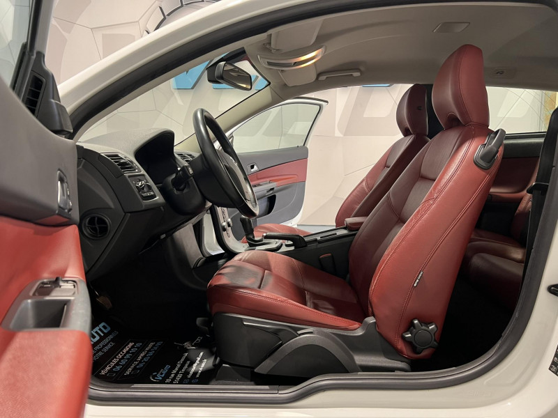 Photo 6 de l'offre de VOLVO C30  1.6D DRIVe Start&Stop 110 ch Kinetic à 9990€ chez VL Auto