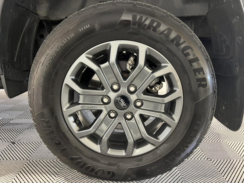 Photo 17 de l'offre de FORD RANGER DOUBLE CABINE 3.0 ECOBLUE V6 240 CH BVA10 e-4WD WILDTRAK à 53990€ chez VL Auto
