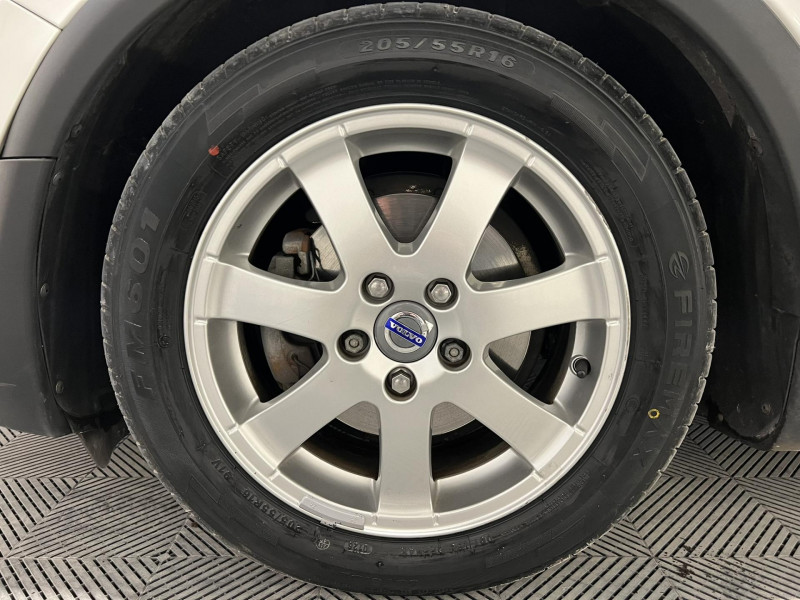 Photo 18 de l'offre de VOLVO C30  1.6D DRIVe Start&Stop 110 ch Kinetic à 9990€ chez VL Auto