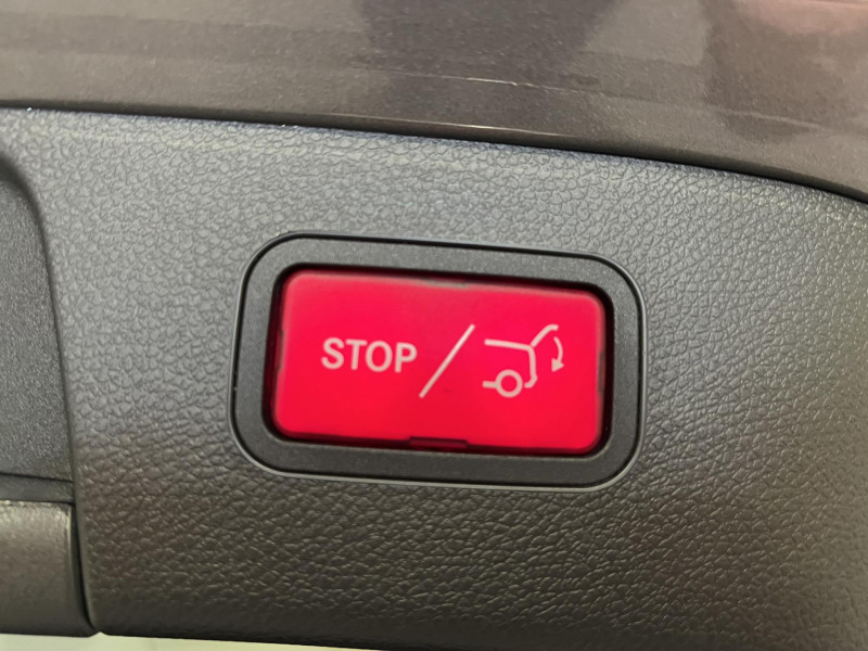 Photo 19 de l'offre de MERCEDES-BENZ GLA  250 Sensation 7-G DCT A à 18490€ chez VL Auto