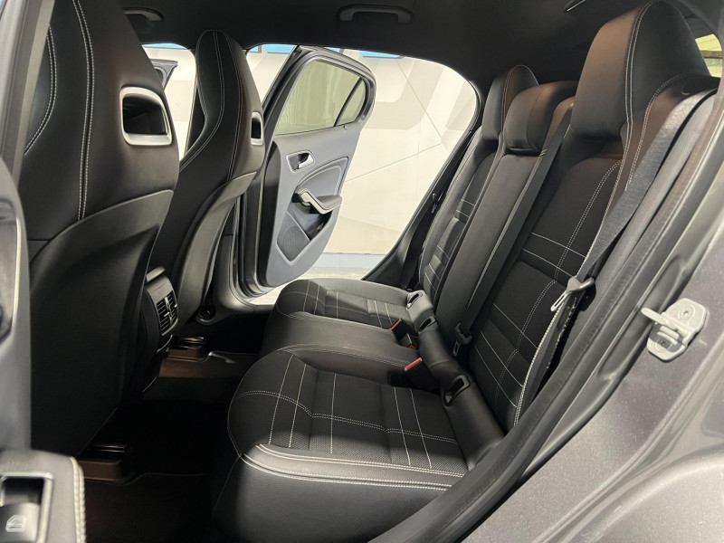 Photo 9 de l'offre de MERCEDES-BENZ GLA  250 Sensation 7-G DCT A à 18490€ chez VL Auto