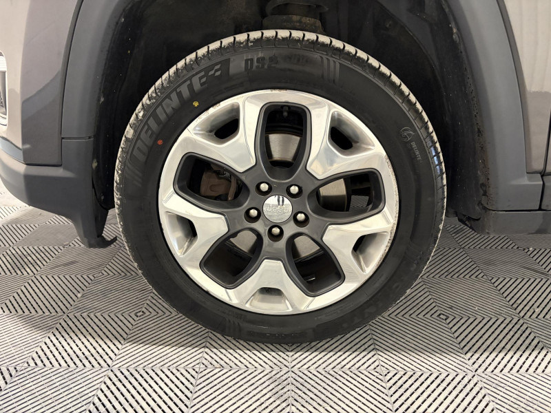 Photo 18 de l'offre de JEEP COMPASS 2.0 I MultiJet II 170 ch Active Drive BVA9 Limited à 15990€ chez VL Auto