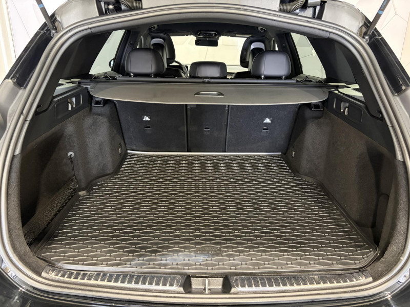 Photo 15 de l'offre de MERCEDES-BENZ Classe C Break 200 9G-Tronic AMG Line à 33990€ chez VL Auto