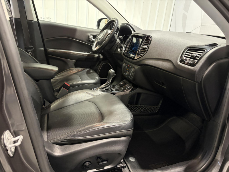 Photo 14 de l'offre de JEEP COMPASS 2.0 I MultiJet II 170 ch Active Drive BVA9 Limited à 15990€ chez VL Auto