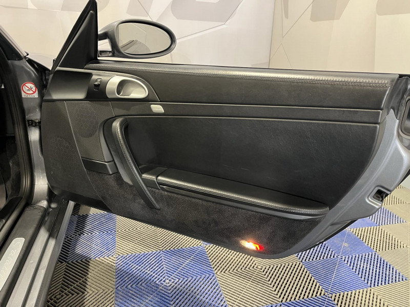 Photo 14 de l'offre de PORSCHE 911 CABRIOLET  S 3.8i Tiptronic 997 à 52990€ chez VL Auto