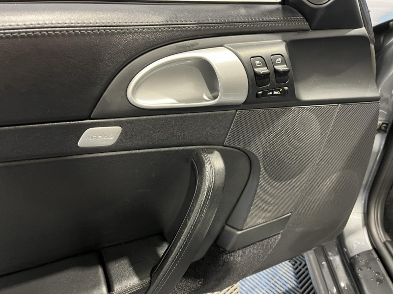 Photo 20 de l'offre de PORSCHE 911 CABRIOLET  S 3.8i Tiptronic 997 à 52990€ chez VL Auto