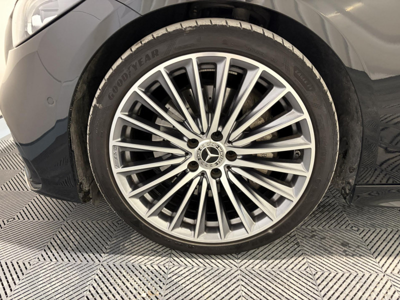 Photo 18 de l'offre de MERCEDES-BENZ Classe C Break 200 9G-Tronic AMG Line à 33990€ chez VL Auto