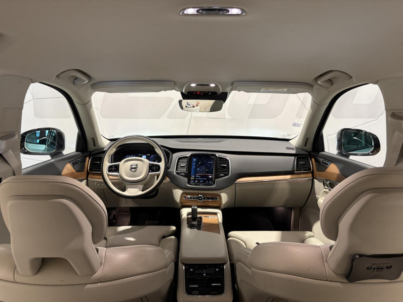 Photo 6 de l'offre de VOLVO XC90  T8 Twin Engine 303+87 ch Geartronic 8 R-Design 7 Places à 38990€ chez VL Auto
