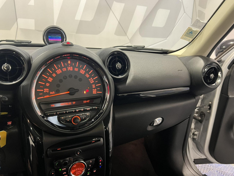 Photo 11 de l'offre de MINI COUNTRYMAN 112 ch Cooper D Pack Chili à 9490€ chez VL Auto