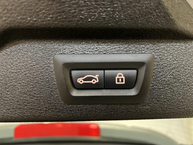 Photo 20 de l'offre de BMW X5 xDrive40e 313 ch BVA8 F15 Exclusive à 28990€ chez VL Auto