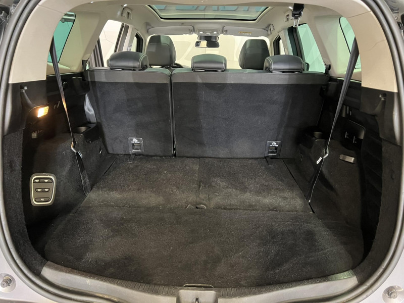 Photo 10 de l'offre de RENAULT GRAND SCENIC dCi 110 Energy Intens 7 Places à 10990€ chez VL Auto