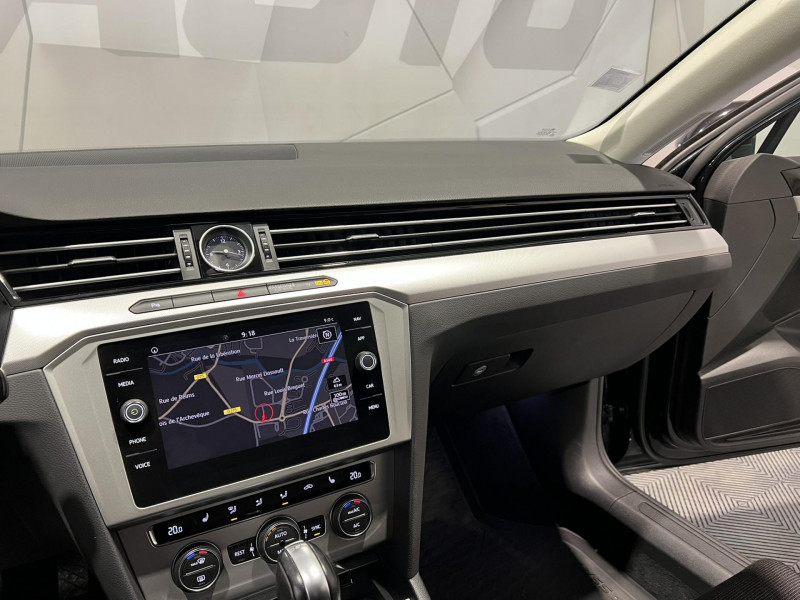 Photo 12 de l'offre de VOLKSWAGEN PASSAT SW 2.0 TDI 150 BMT DSG7 Confortline à 16990€ chez VL Auto