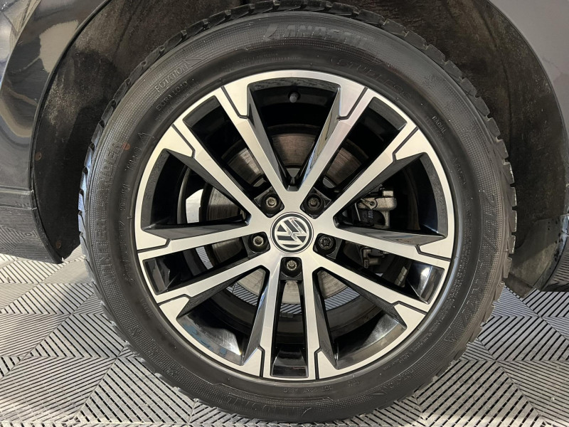 Photo 16 de l'offre de VOLKSWAGEN PASSAT SW 2.0 TDI 150 BMT DSG7 Confortline à 16990€ chez VL Auto