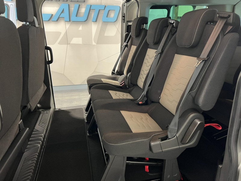 Photo 9 de l'offre de FORD TOURNEO CUSTOM 310 L1H1 2.0 TDCi 130 Titanium 9 Places à 23990€ chez VL Auto