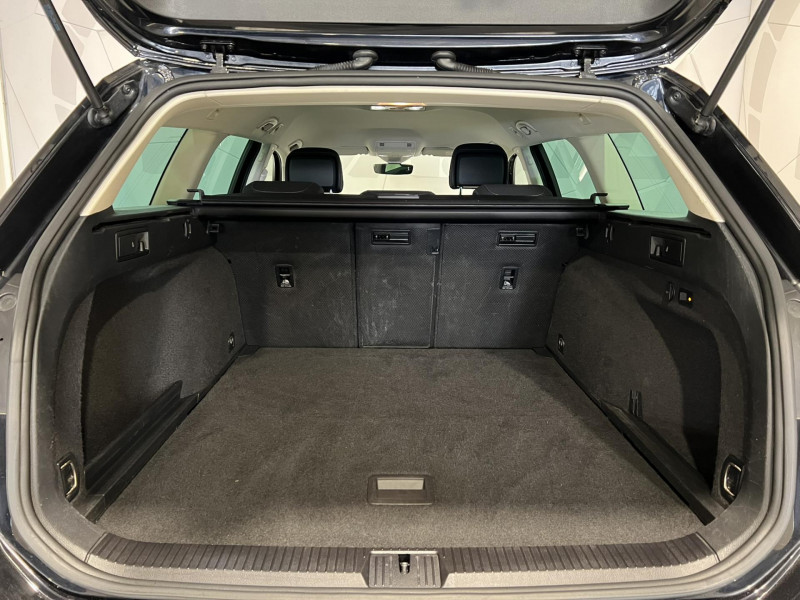 Photo 10 de l'offre de VOLKSWAGEN PASSAT SW 2.0 TDI 150 BMT DSG7 Confortline à 16990€ chez VL Auto