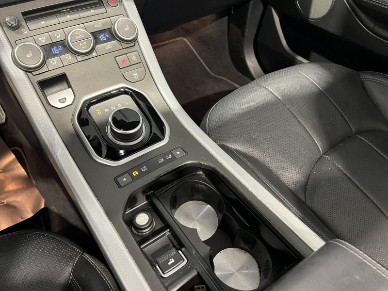 Photo 10 de l'offre de LAND-ROVER RANGE ROVER EVOQUE CABRIOLET Cabriolet TD4 150 BVA SE Dynamic à 24990€ chez VL Auto