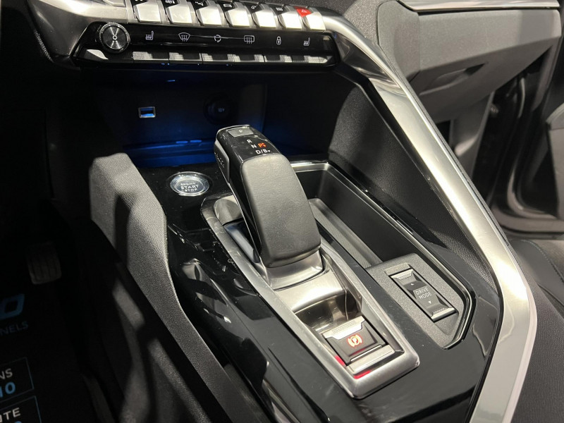 Photo 13 de l'offre de PEUGEOT 3008  Hybrid 225 e-EAT8 Allure Pack à 16990€ chez VL Auto