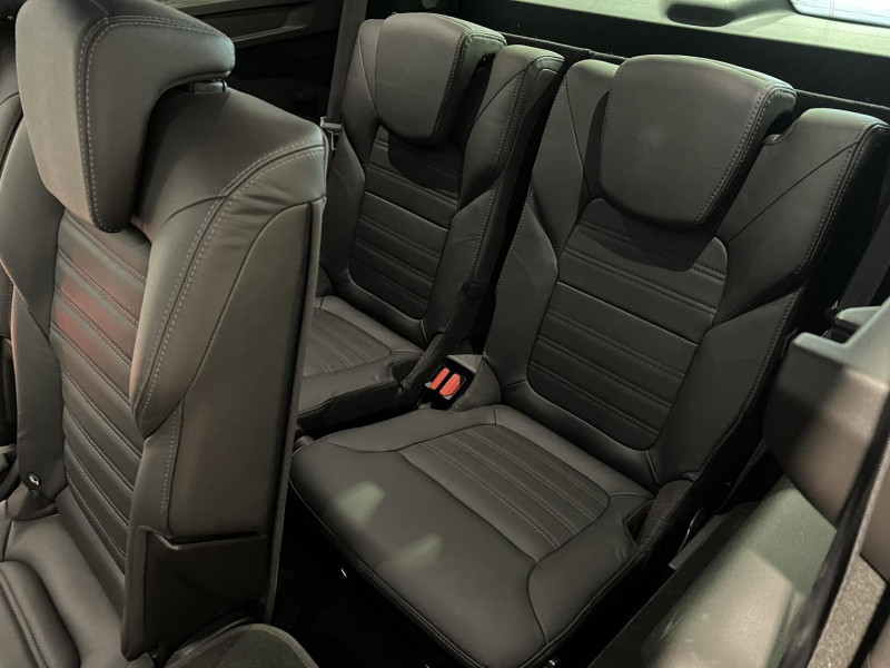 Photo 20 de l'offre de RENAULT ESPACE dCi 160 Energy Twin Turbo Intens EDC 7 places à 15490€ chez VL Auto